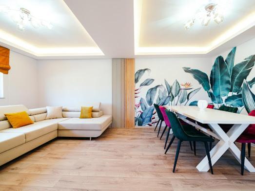 Rainforest Apartament Ghimbav エクステリア 写真